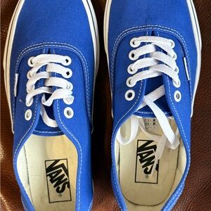 Vans Authentic Shoe Lace Up Lowtop